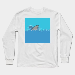 Scary shark fin in ocean waves Long Sleeve T-Shirt